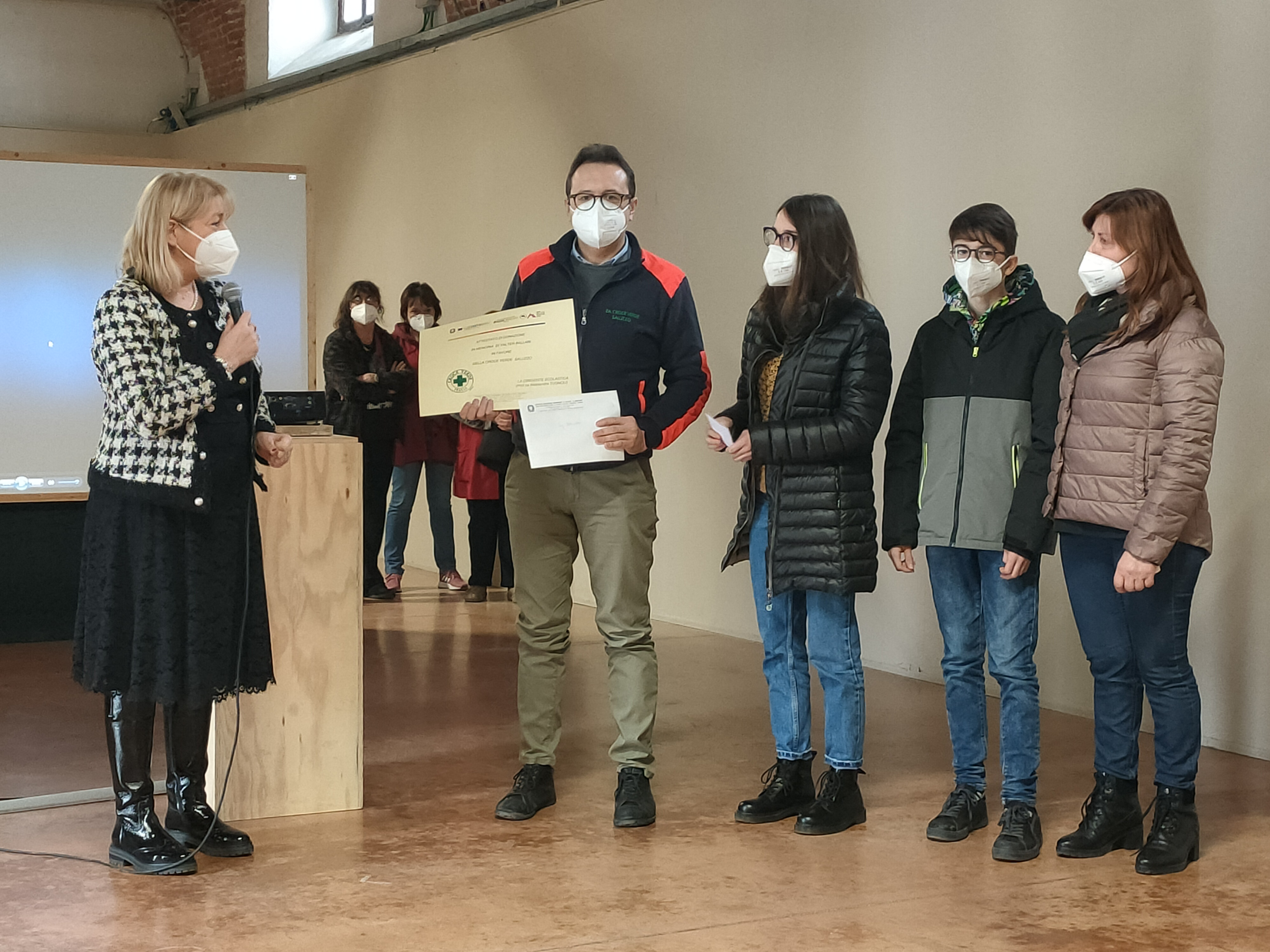 PREMI,BORSE DI STUDIO E DONAZIONE ALLA CROCE VERDE