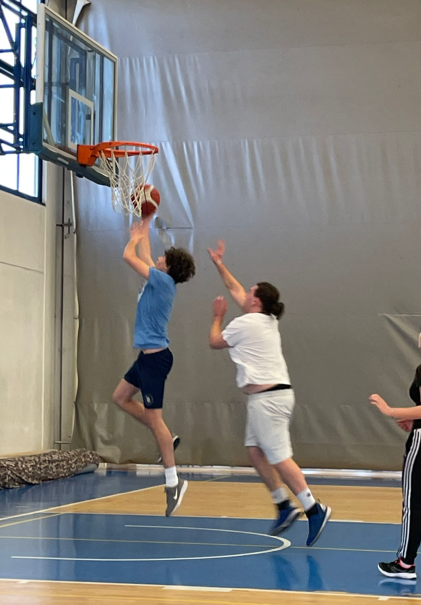 Tra un canestro e l’altro…..Torneo d’Istituto di Basket