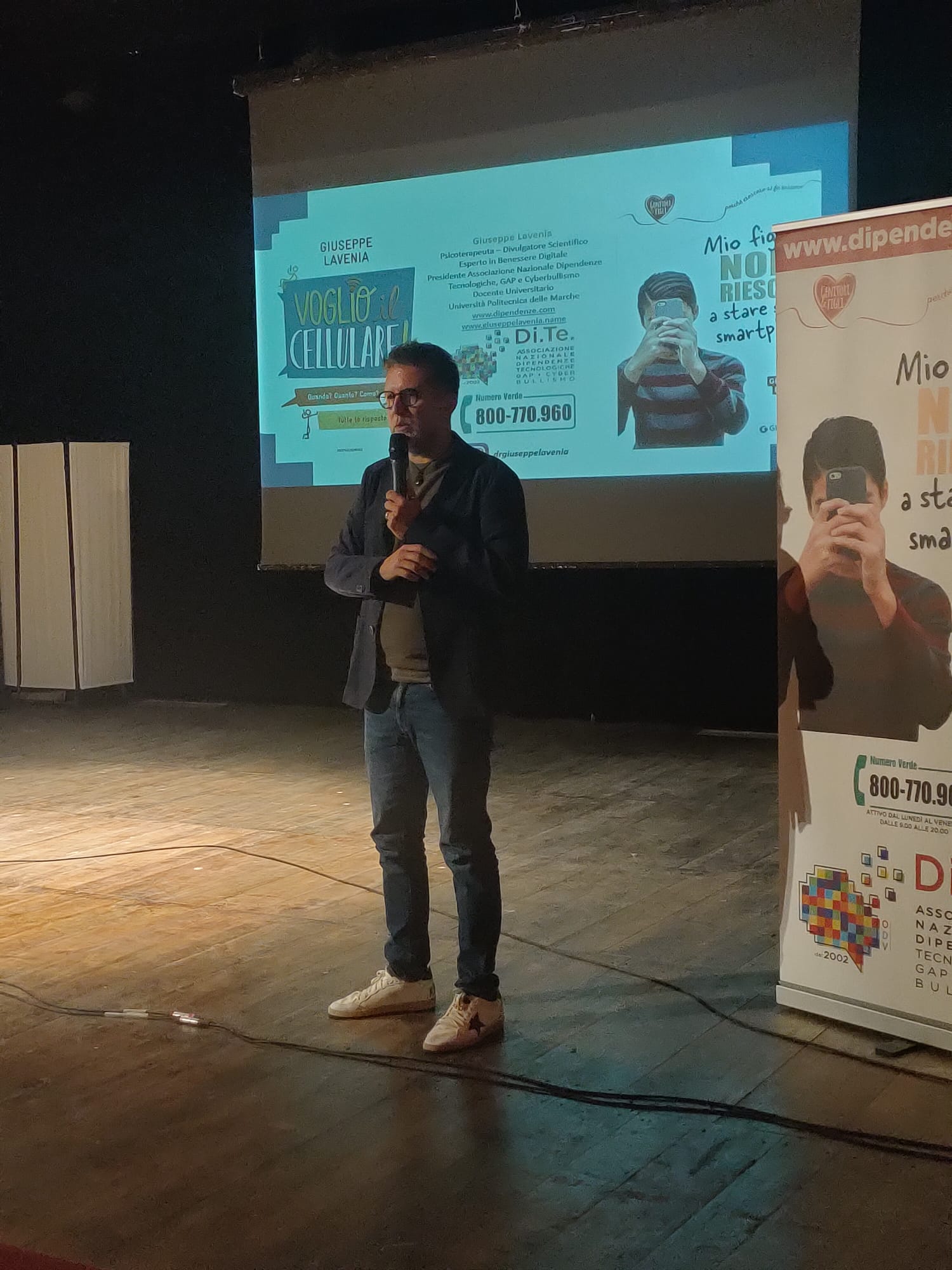 Genitori e figli connessi – Incontro con Giuseppe Lavenia