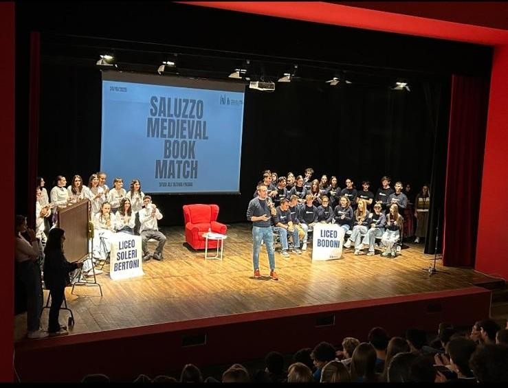 UN APPASSIONANTE DEBATE IN STILE MEDIEVALE